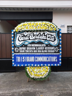 Papan Bunga Duka di Aik Bual